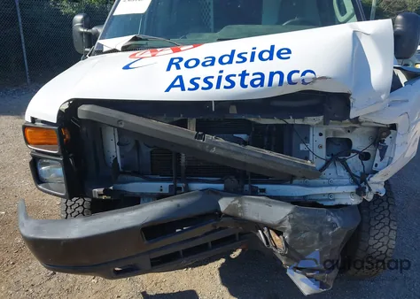 2014 Ford Econoline E250 Van z USA, uszkodzony, nr VIN 1FTNS2EL9EDB02301